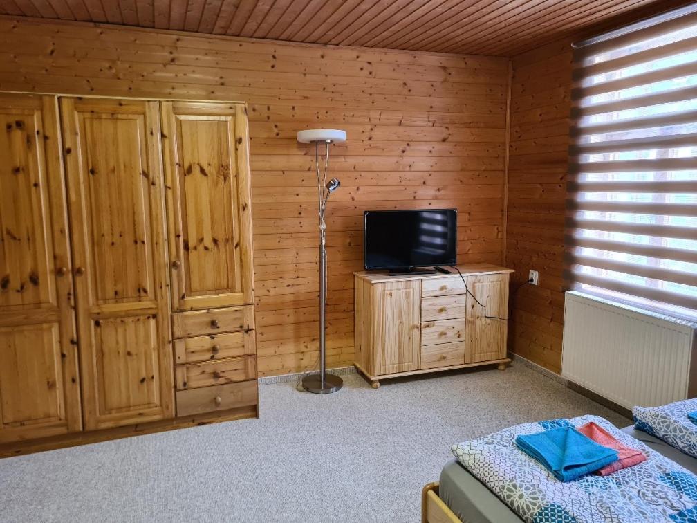Horsky Penzion U Splavu Josefŭv Dŭl Ngoại thất bức ảnh